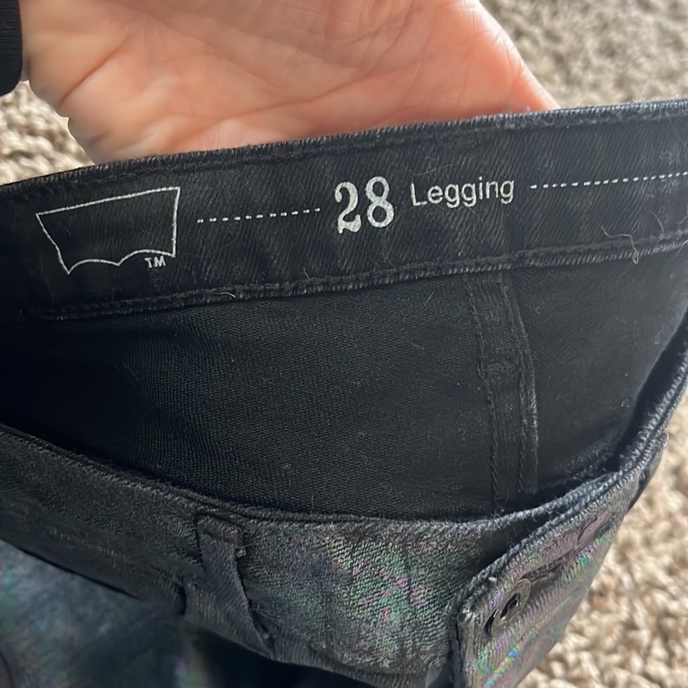 Levi’s halographic Jeggings size 28 - Picture 4 of 8